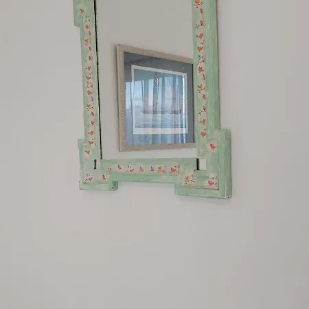 By The Sea 卡利斯托斯