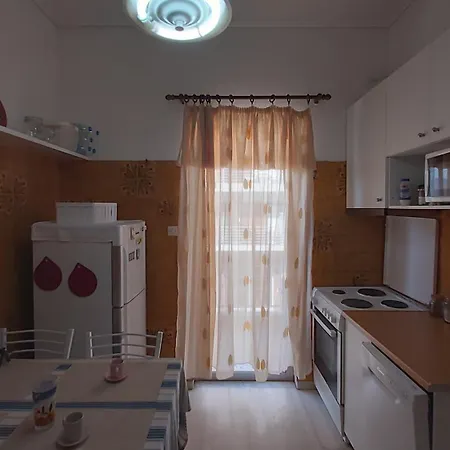 By The Sea Apartment *