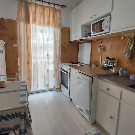 By The Sea * 卡利斯托斯